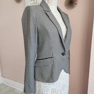Flawless White House Black Market black white blazer jacket 10 HH9